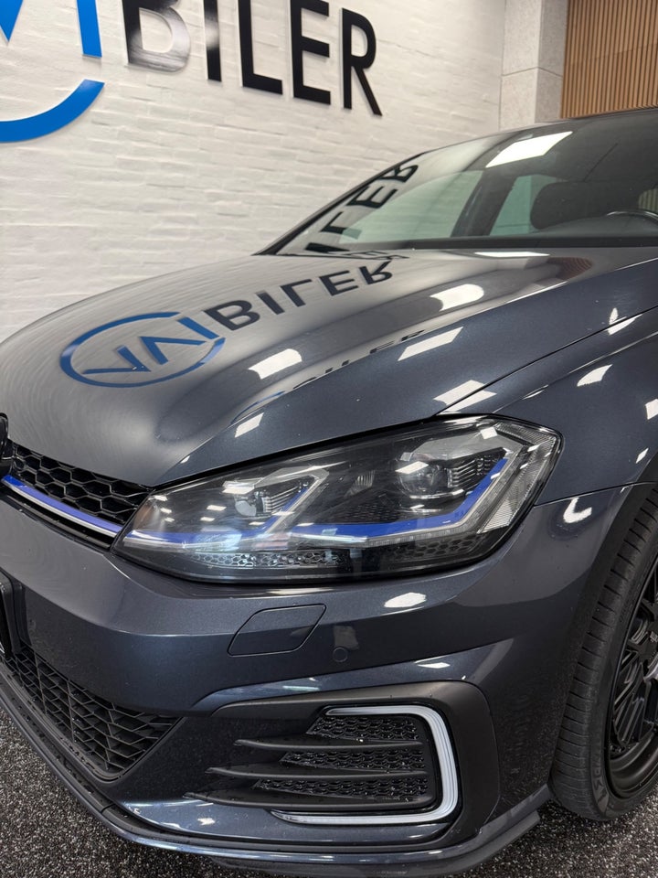 VW Golf VII 1,4 GTE DSG 5d