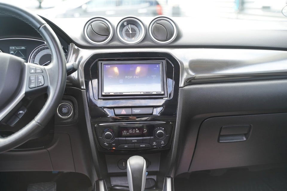 Suzuki Vitara 1,4 mHybrid Style aut. 5d