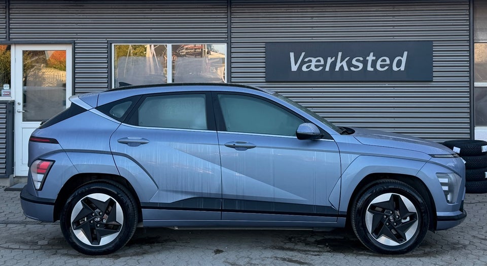 Hyundai Kona 48 EV Essential 5d