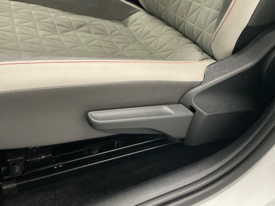 VW Up! 1,0 TSi 90 Beats Up! BMT 5d