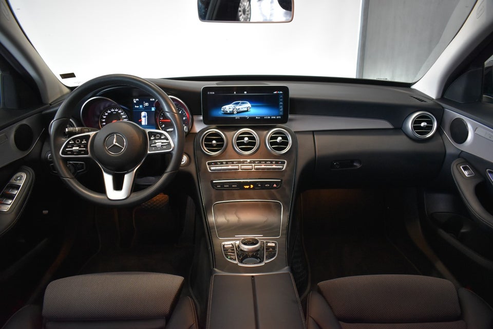 Mercedes C220 d 2,0 Avantgarde stc. aut. 5d