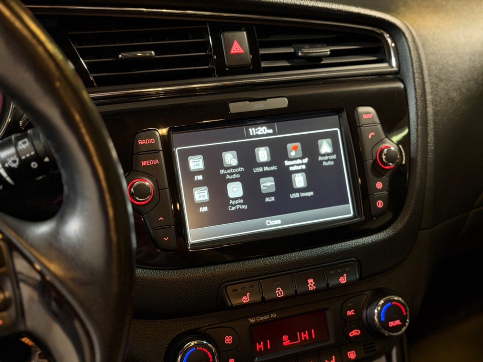 Kia Ceed 1,6 CRDi 136 Attraction SW 5d