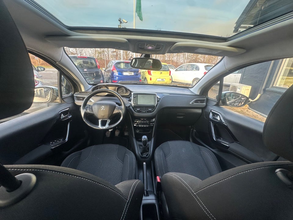 Peugeot 208 1,6 BlueHDi 100 Allure Sky 5d