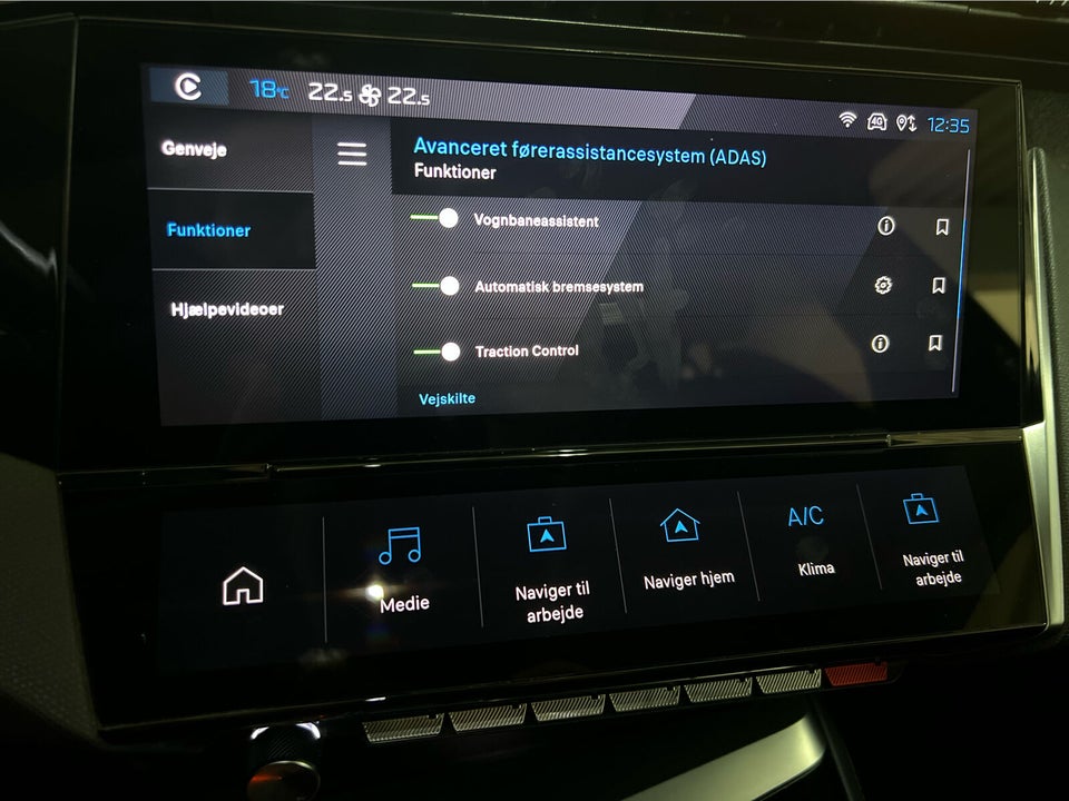 Peugeot 308 1,6 Hybrid First Selection EAT8 5d