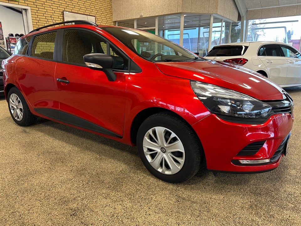 Renault Clio IV 1,2 16V Life Sport Tourer 5d