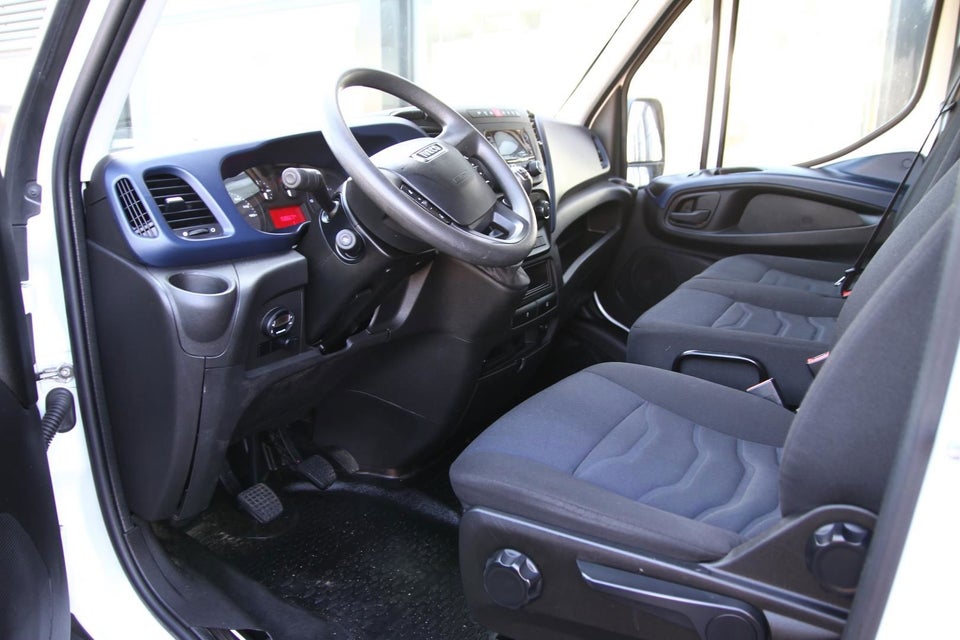 Iveco Daily 2,3 35S16 16m³ Van