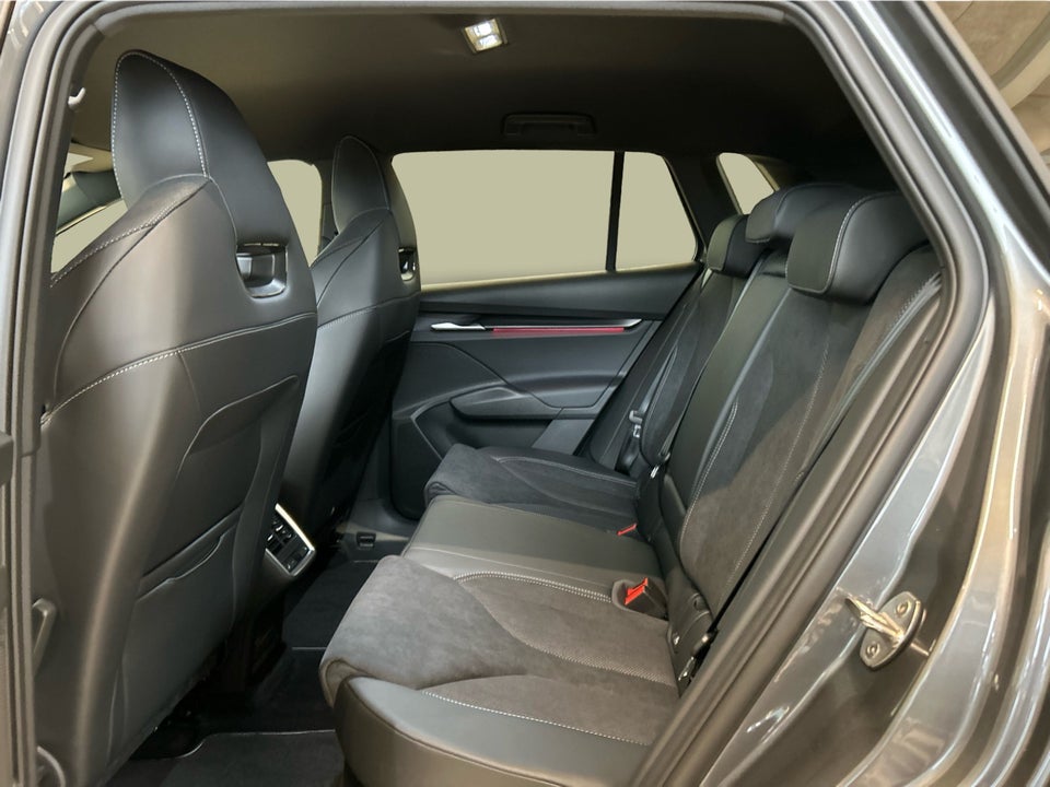 Skoda Elroq 85 iV Sportline 5d