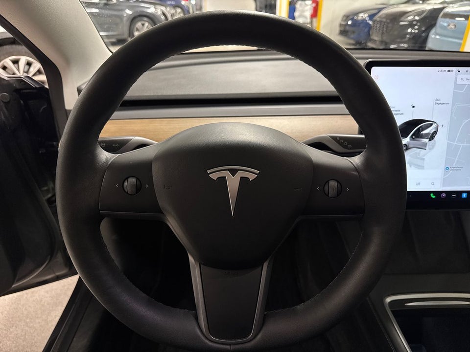 Tesla Model 3 RWD 4d