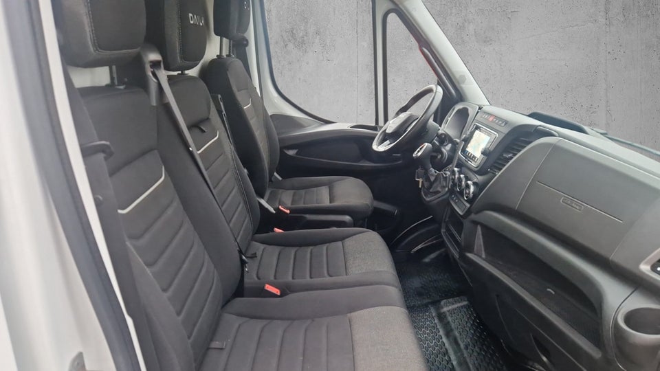 Iveco Daily 3,0 35S18 12m³ Van AG8