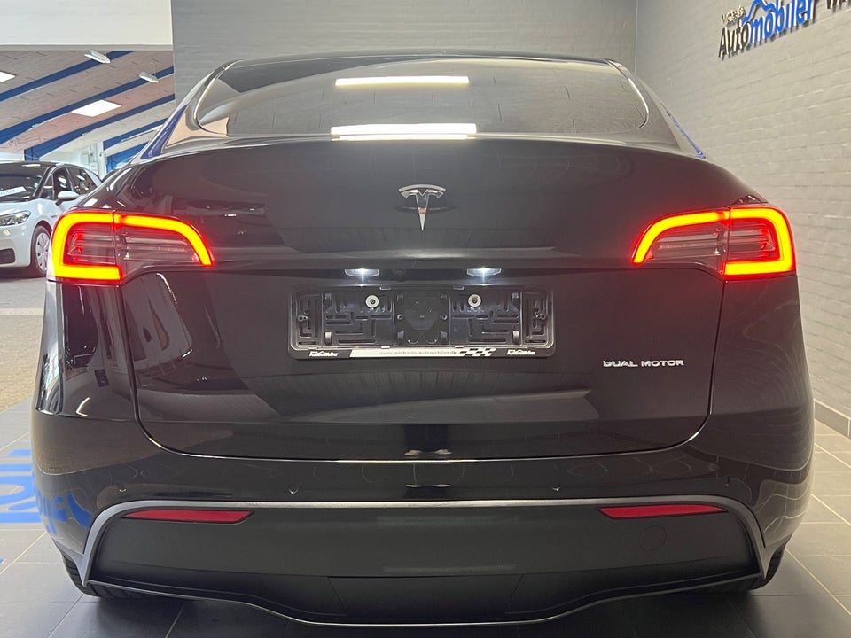 Tesla Model Y Long Range AWD 5d