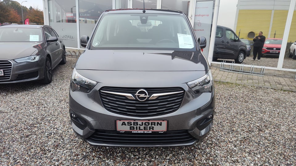 Opel Combo Life 1,2 T 110 Tourer 6prs 5d