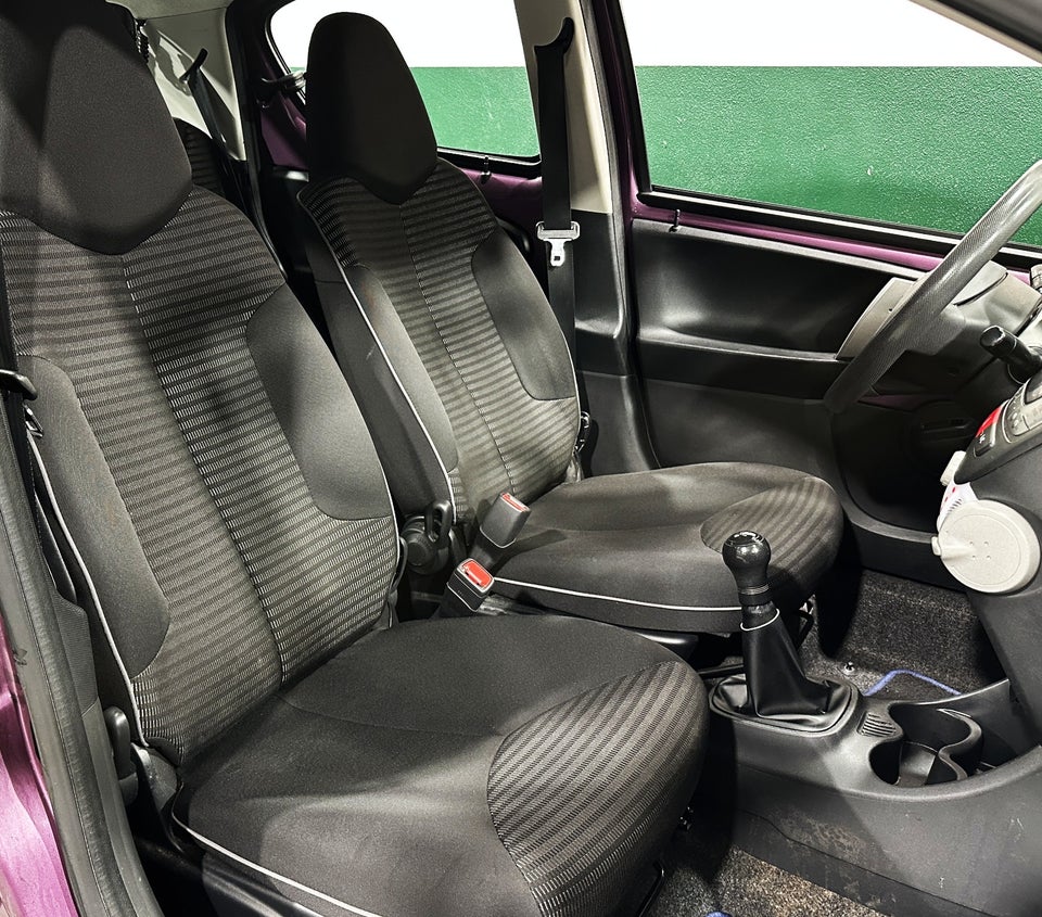 Peugeot 107 1,0 Active 5d