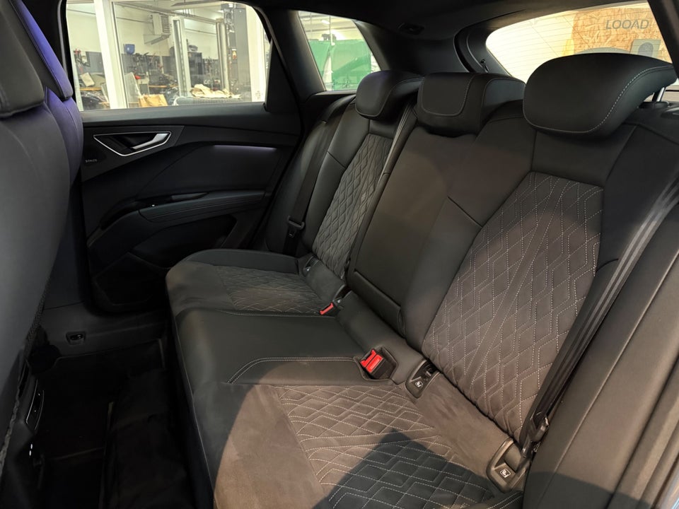 Audi Q4 e-tron 40 Advanced S-line 5d