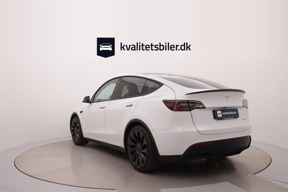 Tesla Model Y Performance AWD 5d