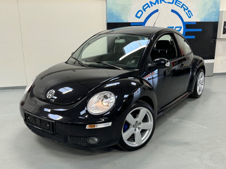 VW New Beetle 1,6 Trendline 2d