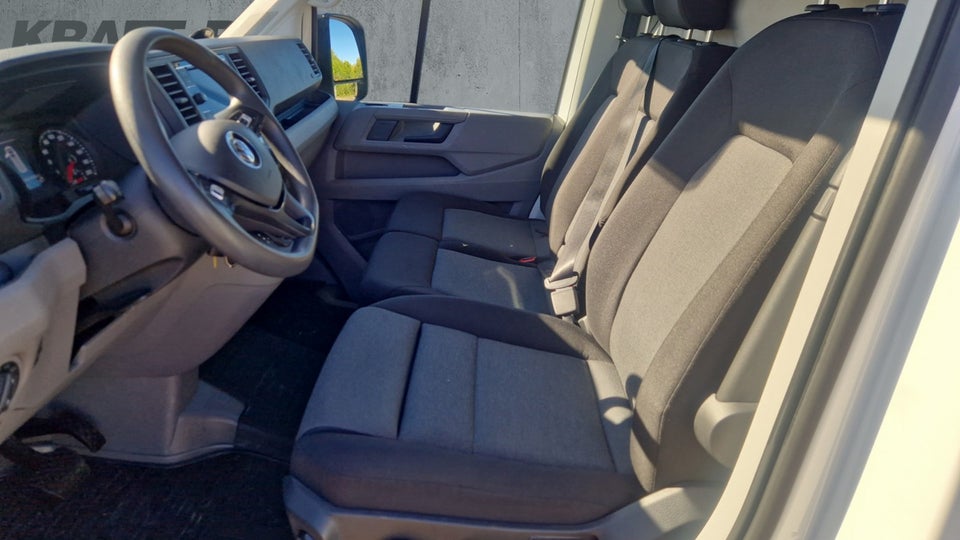 VW Crafter 35 2,0 TDi 177 Kassevogn L3H3 aut.