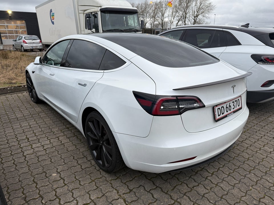 Tesla Model 3 Performance AWD 4d