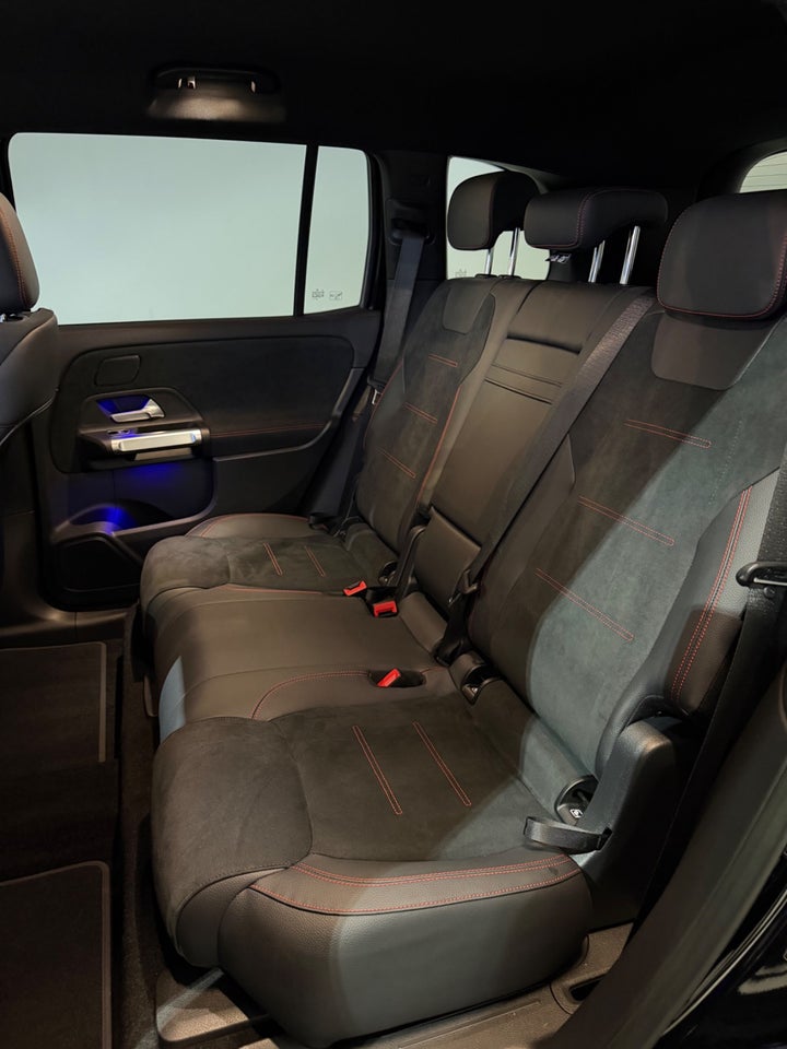 Mercedes EQB250 AMG Line 5d