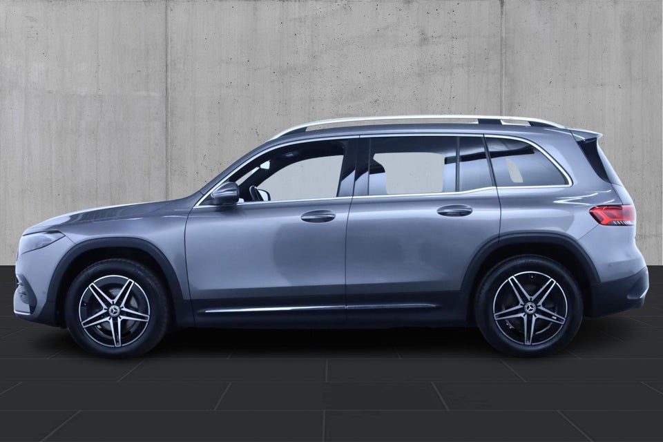 Mercedes EQB250+ AMG Line 5d