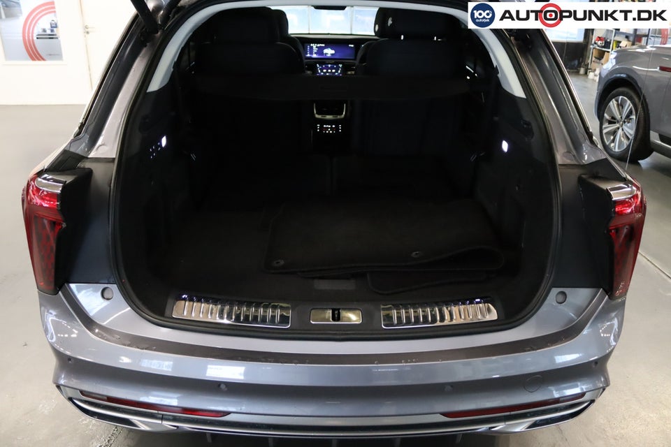 Hongqi E-HS9 99 Exclusive 5d