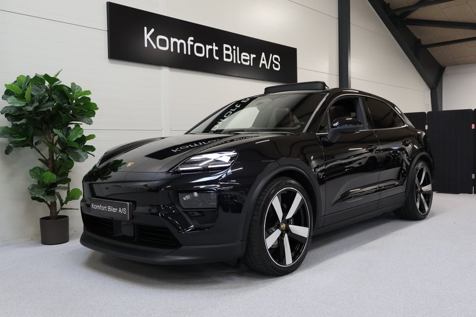 Porsche Macan 4 5d