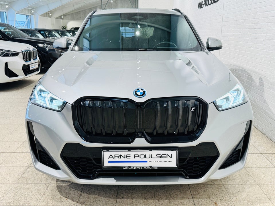 BMW iX1 xDrive30 M-Sport 5d