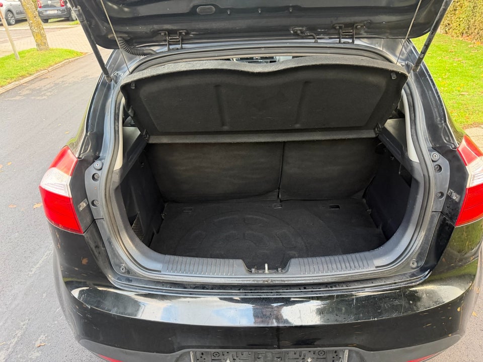 Kia Rio 1,2 CVVT Active 5d