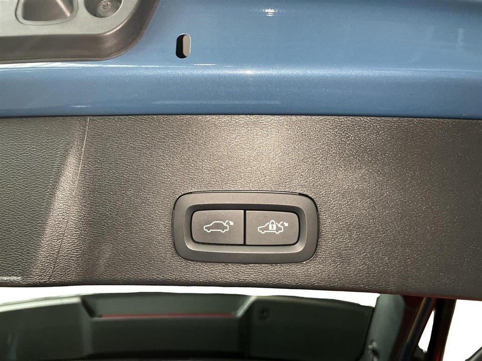 Volvo XC40 P6 ReCharge Ultimate 5d