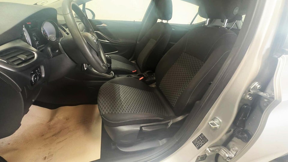 Opel Astra 1,0 T 105 Enjoy 5d