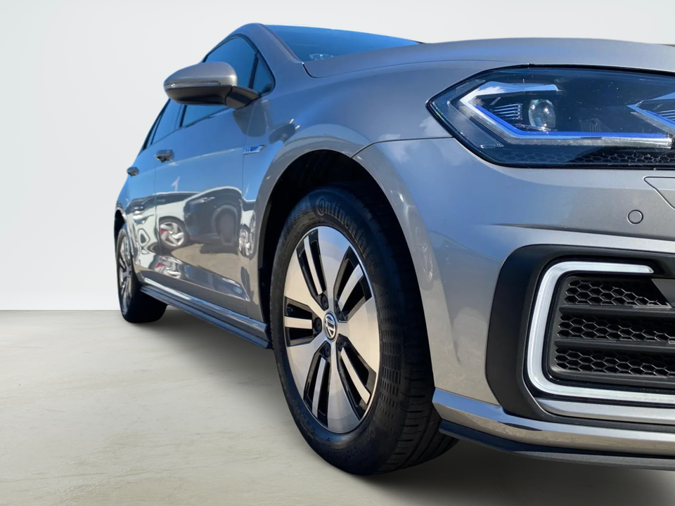 VW Golf VII 1,4 GTE DSG 5d