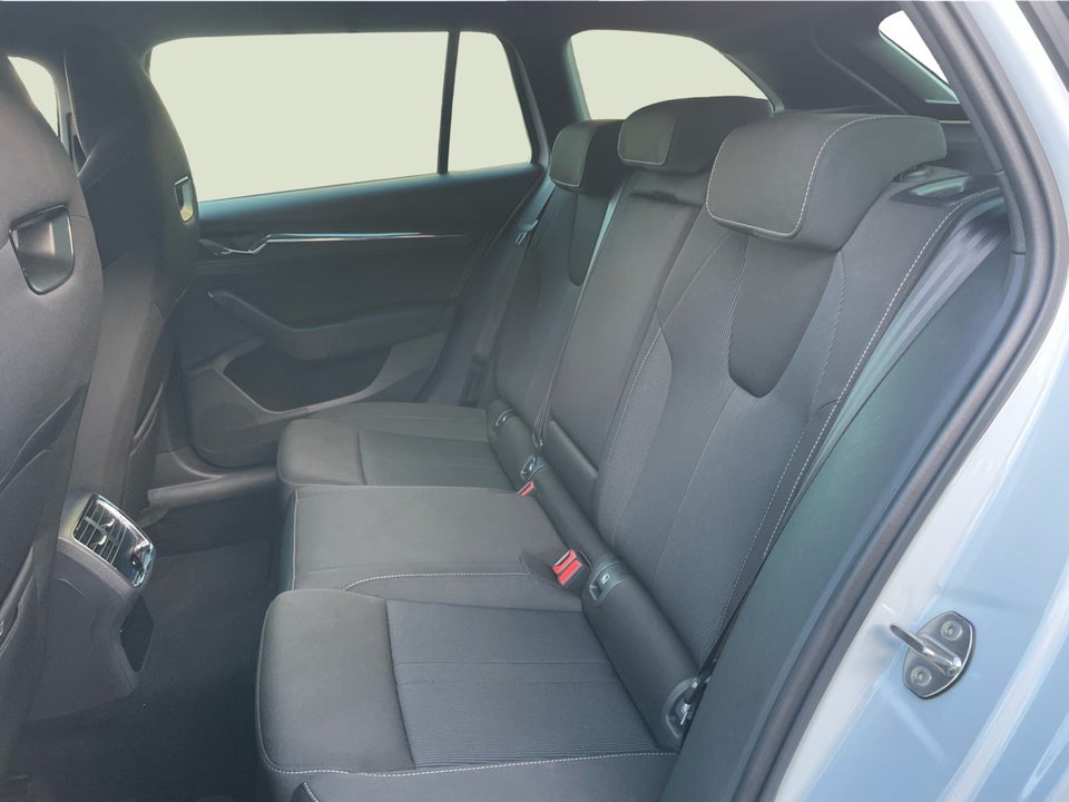 Skoda Octavia 1,5 eTSi 150 Business Executive Combi DSG 5d