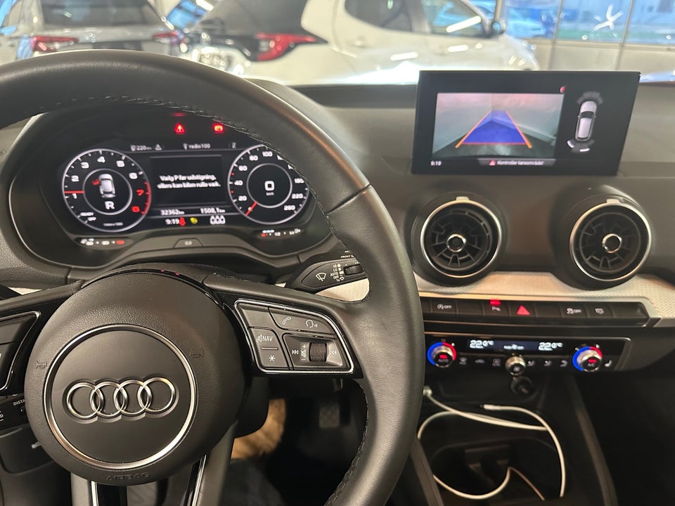 Audi Q2 35 TFSi Prestige S-tr. 5d