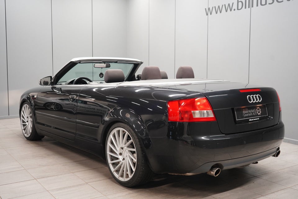 Audi A4 2,4 V6 Cabriolet Multitr. 2d