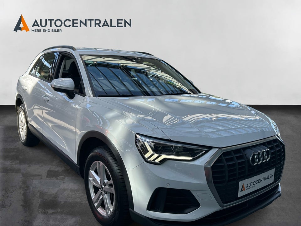 Audi Q3 45 TFSi e Attitude plus S-tr. 5d