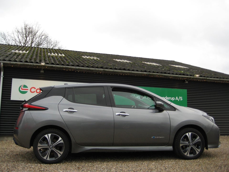 Nissan Leaf 62 e+ Tekna 5d