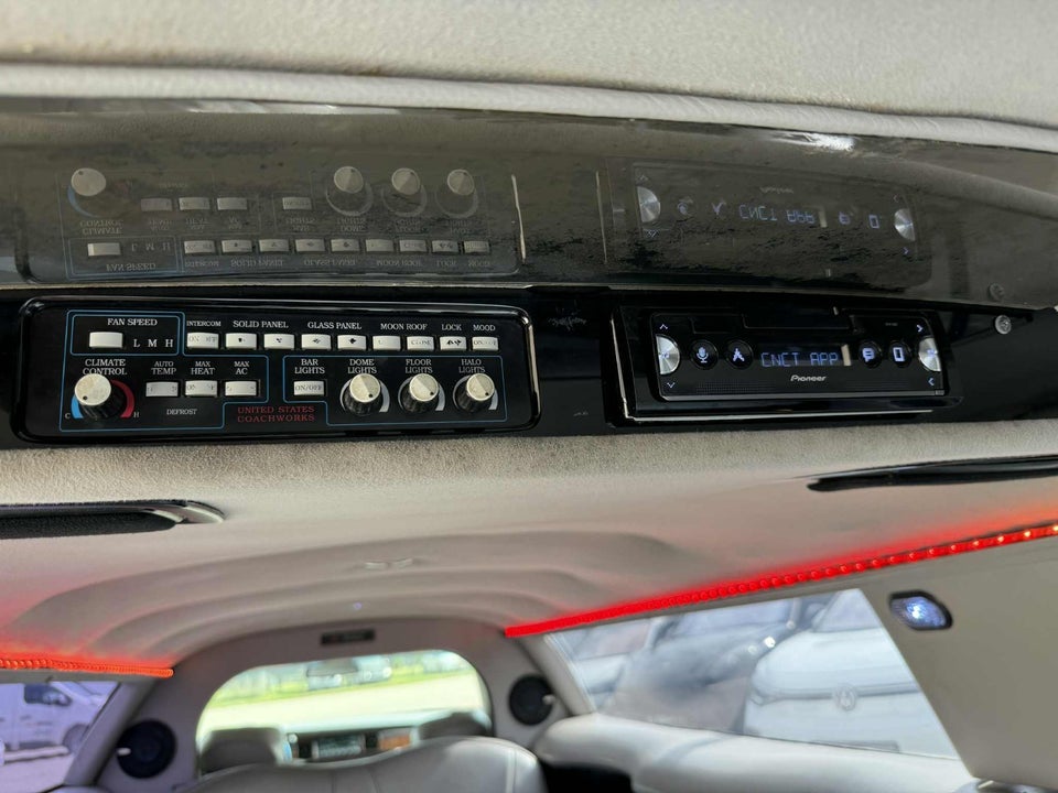 Ford Town Car 4,6  4d