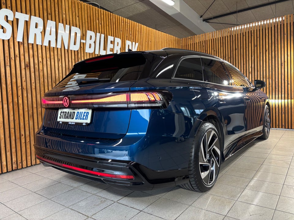 VW ID.7 77 Style Tourer 5d