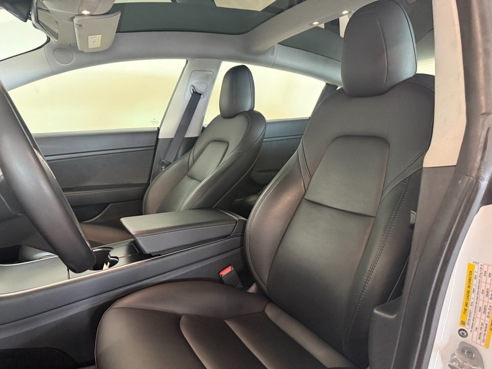 Tesla Model 3 Long Range AWD 4d