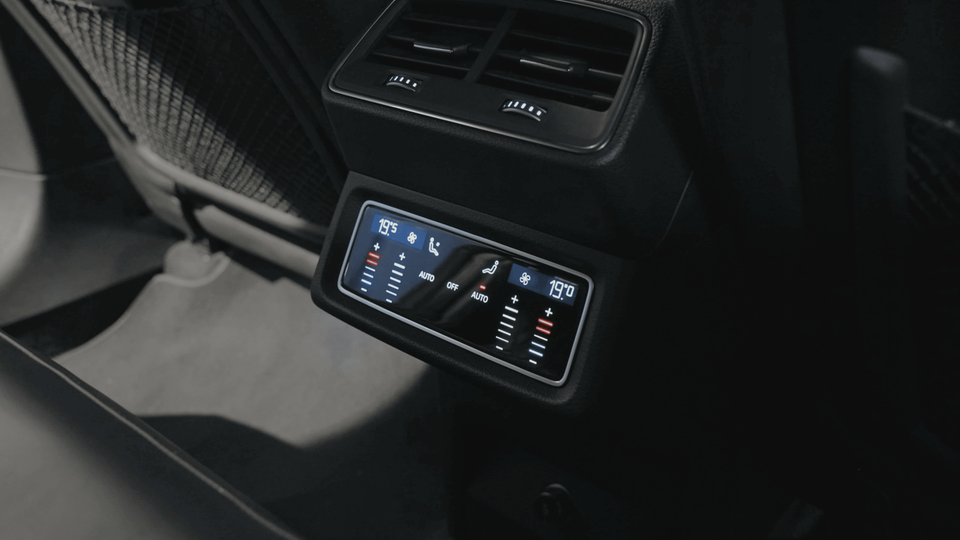 Audi e-tron 55 S-line quattro 5d