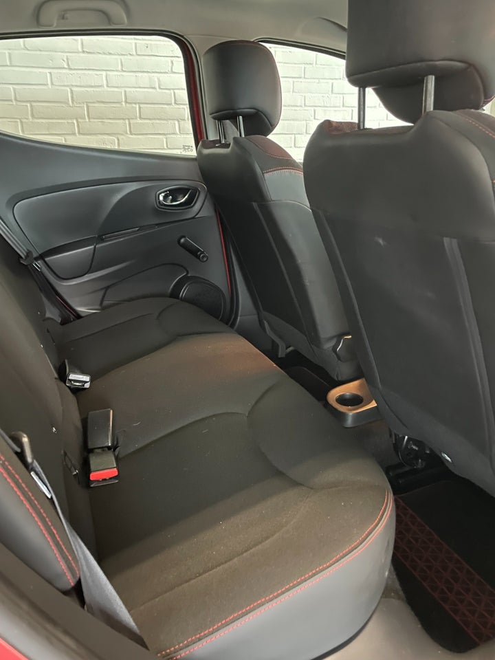 Renault Clio IV 1,5 dCi 75 Expression 5d