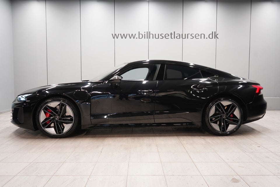 Audi RS e-tron GT quattro 4d