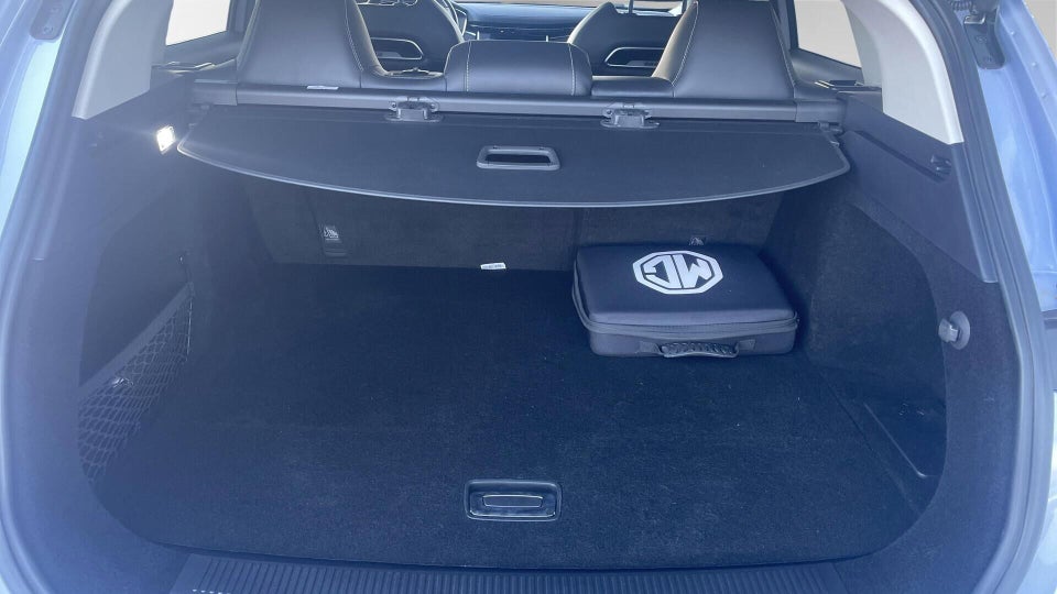 MG Marvel R Luxury 5d