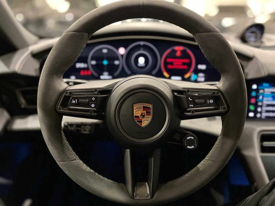 Porsche Taycan 4S Performance+ 4d