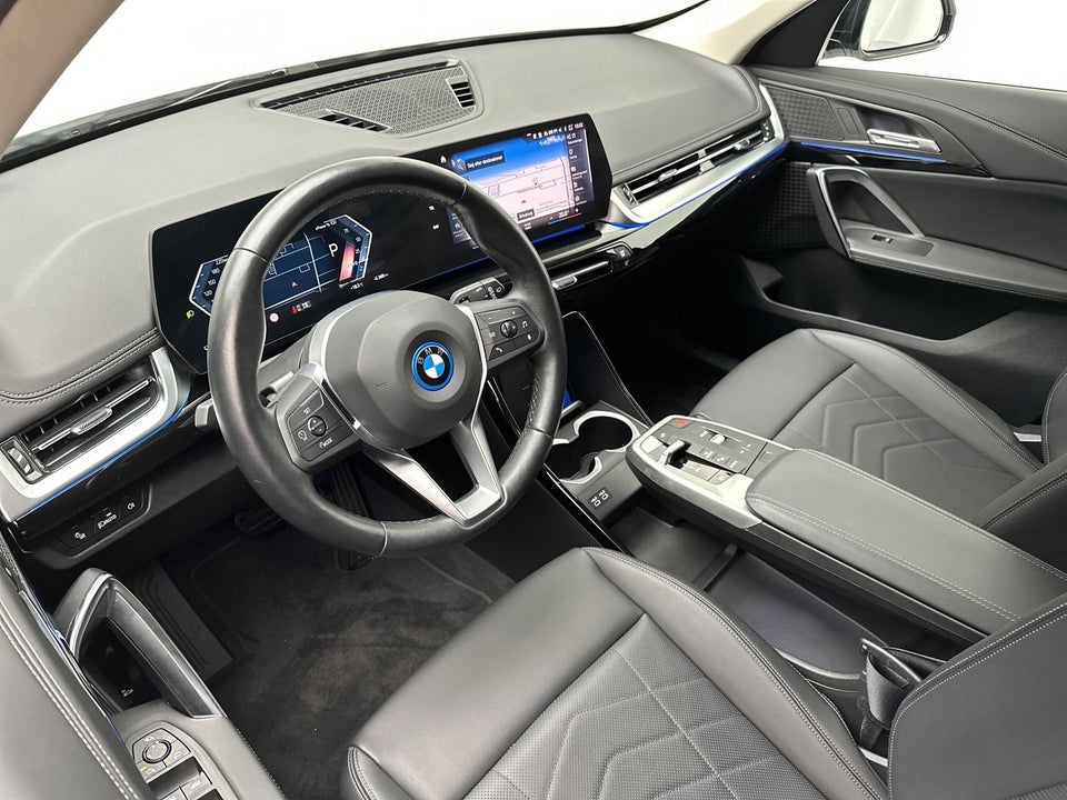 BMW iX1 eDrive20 X-Line 5d