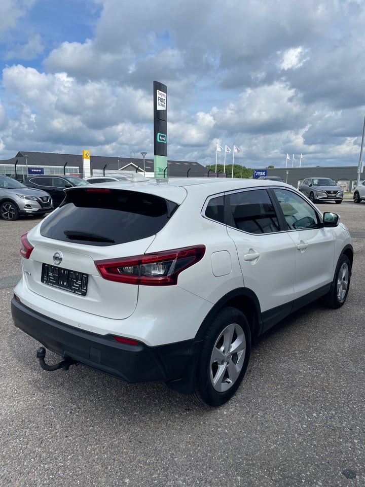 Nissan Qashqai 1,2 Dig-T 115 Acenta Connect 5d