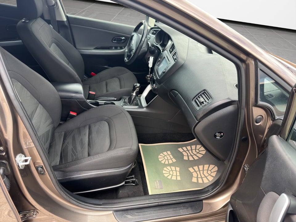 Kia Ceed 1,6 CRDi 128 Limited SW 5d