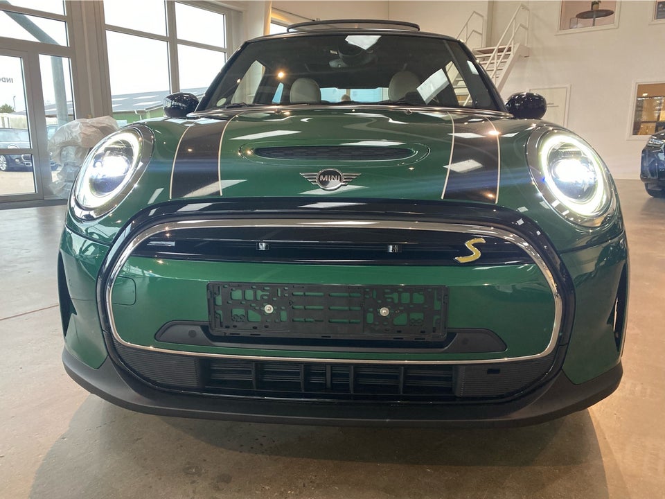 MINI Cooper SE Yours Trim 3d