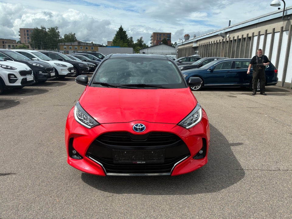 Toyota Yaris 1,5 Hybrid H3 Premier Edition e-CVT 5d