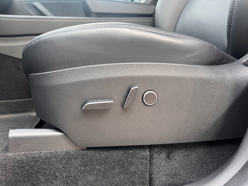 Tesla Model Y Performance AWD 5d