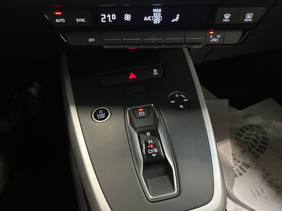 Audi Q4 e-tron 40  5d